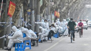 CHINA CONFINA MÁS CIUDADES POR CONTAGIOS DE COVID-19