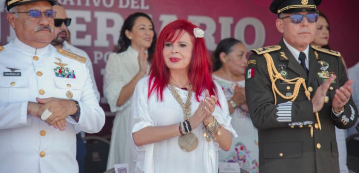 ENCABEZA LA GOBERNADORA, LAYDA SANSORES SAN ROMÁN, EL DESFILE CÍVICO MILITAR DEL CCXIII ANIVERSARIO DEL INICIO DE LA LUCHA DE INDEPENDENCIA