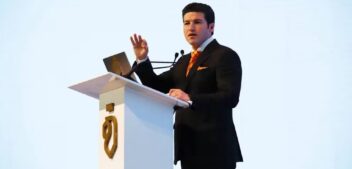 LICENCIA DE SAMUEL GARCÍA SIGUE VIGENTE; “SI QUIERE QUEDARSE ILEGALMENTE, ES SU RESPONSABILIDAD”: CONGRESO DE NL